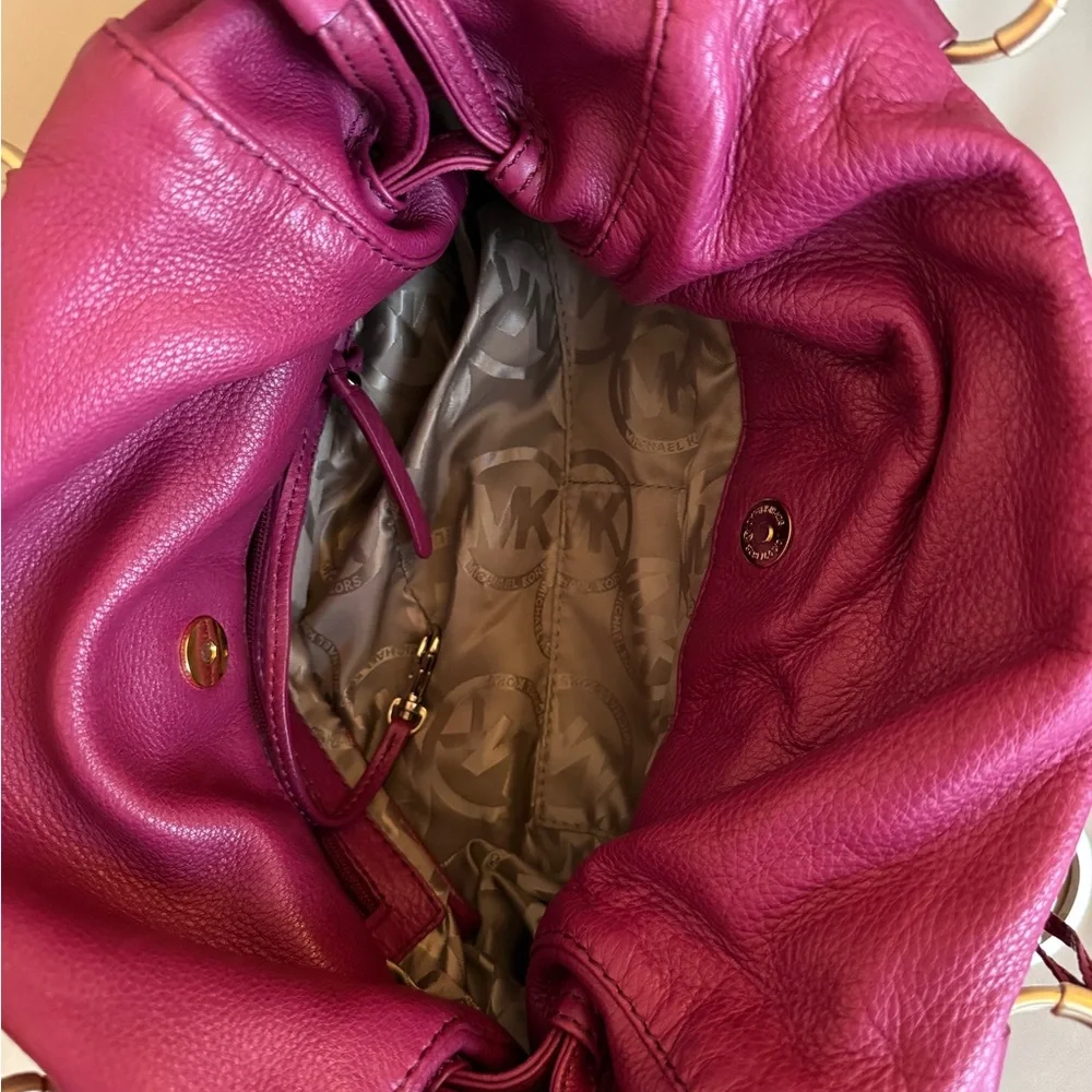 Michael Kors Plum Leather Shoulder Bag with Gold Emblem - Picture 9 of 11